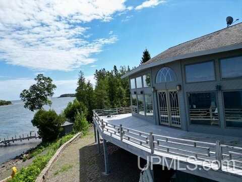 9411 Goodell, Eagle Harbor, MI 49950