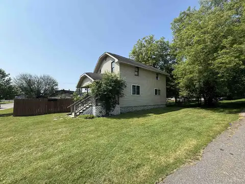 801 Kent, Iron Mountain, MI 49801