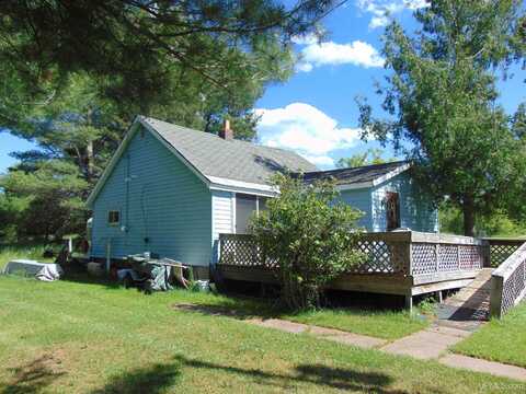 188 Division, Trout Creek, MI 49967