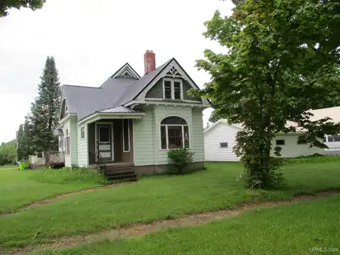 502 Chippewa, Ontonagon, MI 49953