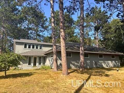 167 Lakewood, Marquette, MI 49855