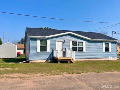 420 S Lake, Ishpeming, MI 49849