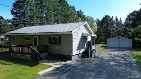 1628 N Fisette, Manistique, MI 49854