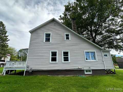 22 Lawrence, Caspian, MI 49915