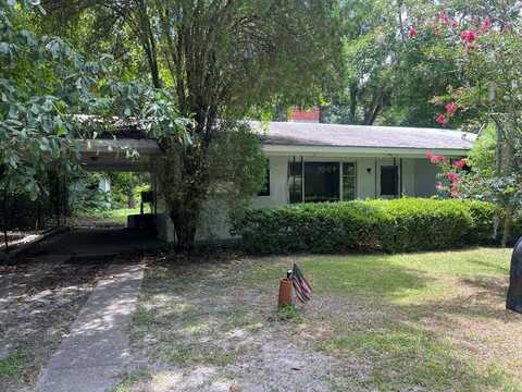 50 Oak St, Lakeland, GA 31635