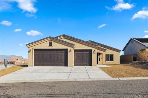 6077 S Greenhorn Drive, Fort Mohave, AZ 86426