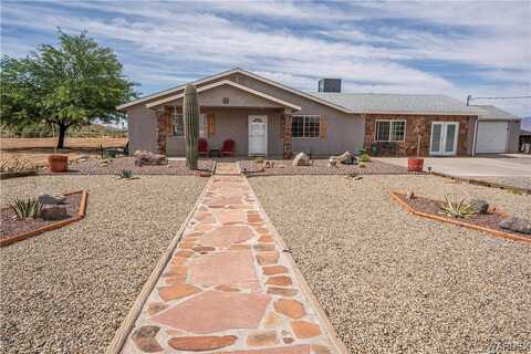 885 S Aztec Road, Golden Valley, AZ 86413