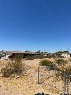 12679 S Apache Parkway, Topock, AZ 86436