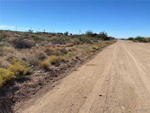 9394 N Bridlebit Avenue, Kingman, AZ 86401