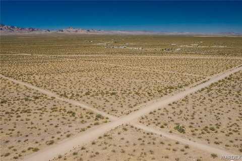 8.5 Acres Sacramento/Mayan/Zentiff Road, Golden Valley, AZ 86413