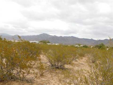 Lot 11 N Amado Road, Golden Valley, AZ 86413