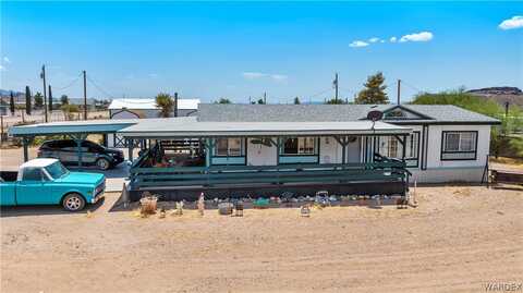 3104 W Mcconnico Road, Golden Valley, AZ 86413