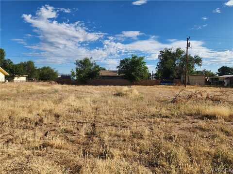 3595 E Neal Avenue, Kingman, AZ 86409