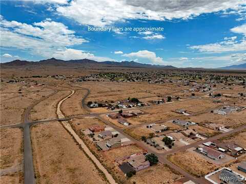 7077 E Red Butte Drive, Kingman, AZ 86401