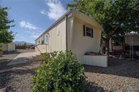 3003 Hualapai Mountain Space 9 Road, Kingman, AZ 86401