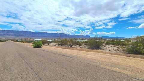 90 E Kolb Drive, Meadview, AZ 86444