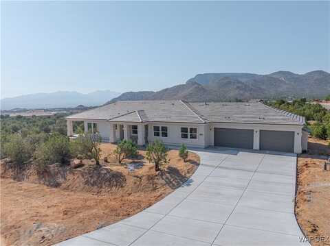 1040 W Juniper Hills Drive, Kingman, AZ 86409