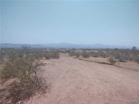 1950 S Elfrida Road, Golden Valley, AZ 86413