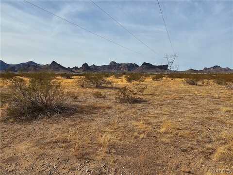 2129 S Concho Road, Golden Valley, AZ 86413