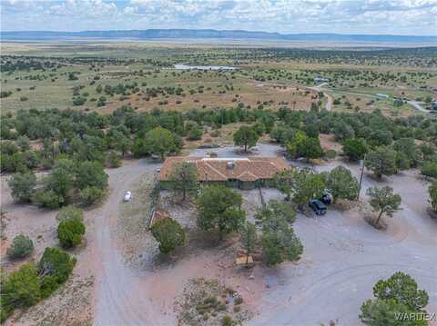 10320 S Veteren Road, Seligman, AZ 86337