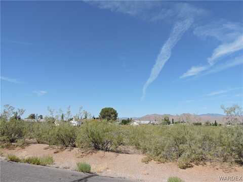 7627 E Larkspur Drive, Kingman, AZ 86401