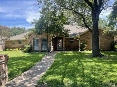 415 Meadow Mountain Drive, Woodway, TX 76712