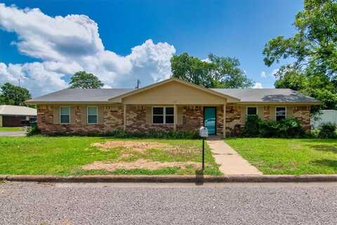 106 Dixon Drive, Gatesville, TX 76528