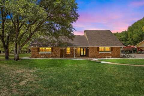 624 Coxs Oak Valley Drive, Waco, TX 76705