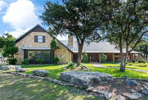 848 Canyon Oaks Road, Crawford, TX 76638