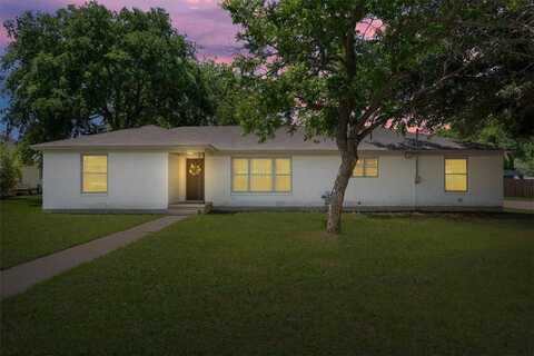 413 S Tyler Street, Mc Gregor, TX 76657