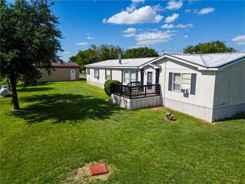 306 Creekwood Drive, Blum, TX 76627