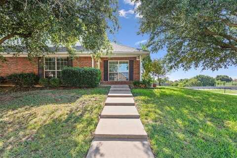 815 Chambers Creek Circle, Hewitt, TX 76643