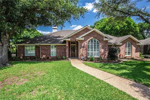 10003 Creek Bend Drive, Woodway, TX 76712