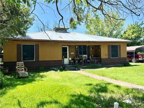 712 Limestone Avenue, Mart, TX 76664