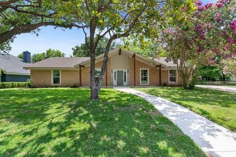 9304 Country Lake Drive, Waco, TX 76708