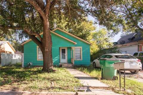 816 Alpha Place, Clifton, TX 76634