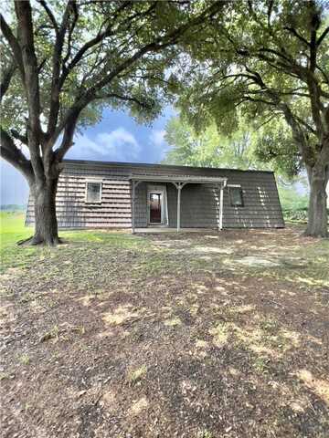 6 W Manning Lane, Madisonville, TX 77864