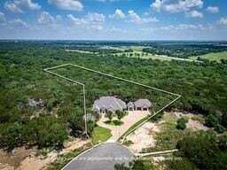 1136 Queen Elizabeth Drive, Mc Gregor, TX 76657