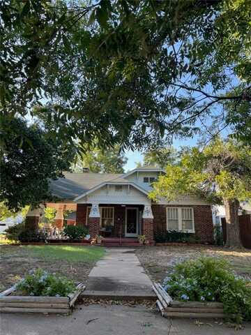 3200 N Ethel Avenue N, Waco, TX 76707