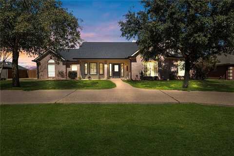 1709 W Tate Street, Robinson, TX 76706