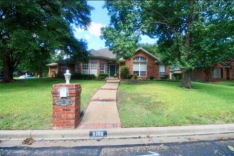 9108 Aspen Drive, Woodway, TX 76712