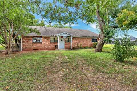 308 W Tate Street, Robinson, TX 76706