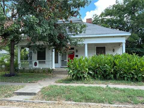 621 Chambers Street, Marlin, TX 76661