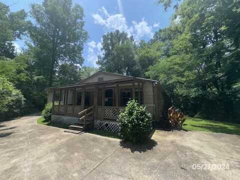 708 WOODS Rd, Gardendale, AL 35071