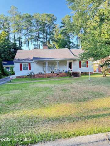 205 E College Street, Whiteville, NC 28472