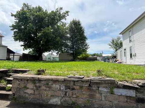 111 Jefferson Avenue, Moundsville, WV 26041