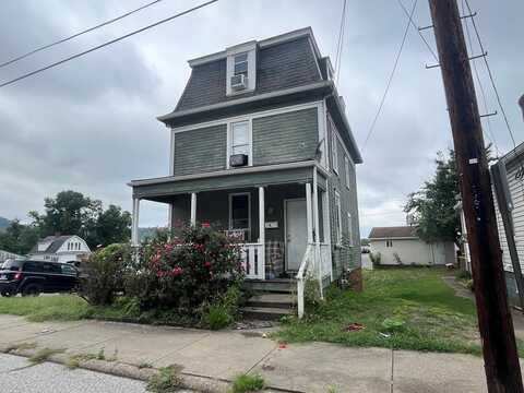 1009 Weaver Avenue, Moundsville, WV 26041