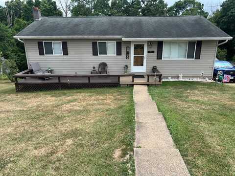 1553 Glen Dale Heights Rd, Glen Dale, WV 26038