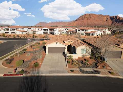 3800 Paradise Village, Santa Clara, UT 84765