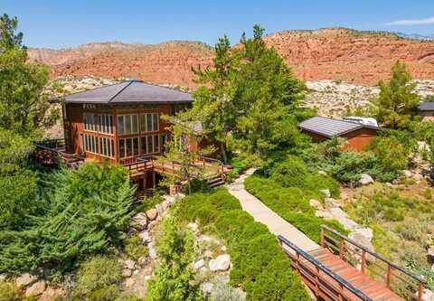 2001 Silver Reef, Leeds, UT 84746